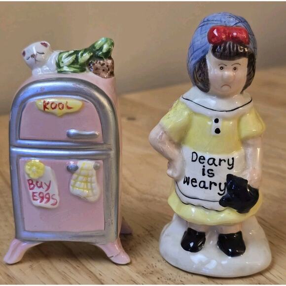 VINTAGE REFRIGERATOR & WOMAN DEARIE IS CHEERY/WEARY SALT & PEPPER - Picture 1 of 8